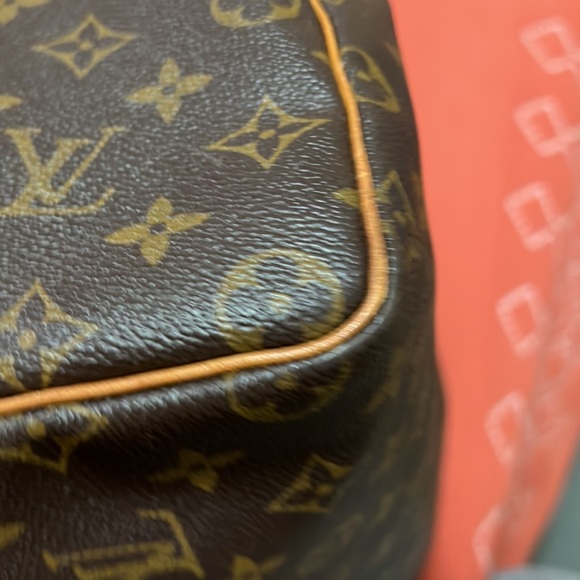 Vintage Louis Vuitton speedy 40. OBO - Picture 10 of 17
